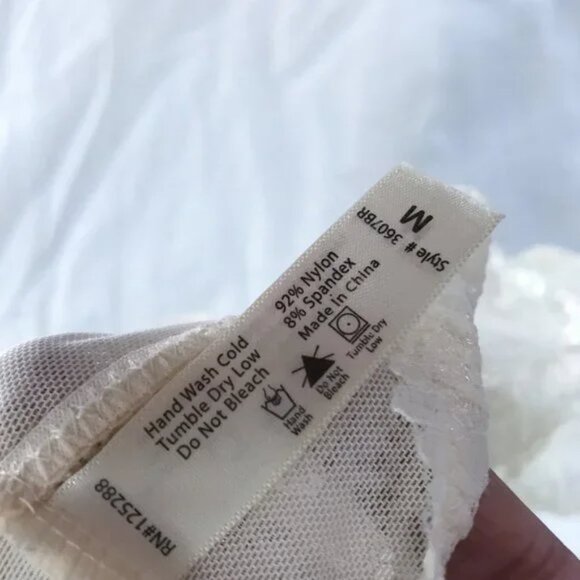 Ivory Lace Bralette M - Picture 7 of 7